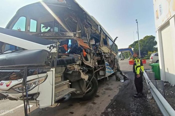 Pahala kencana bus